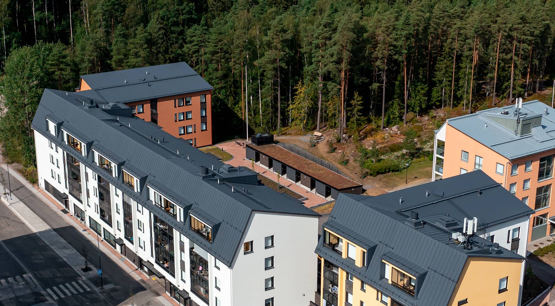 Kattoremontit vahvalla ammattitaidolla