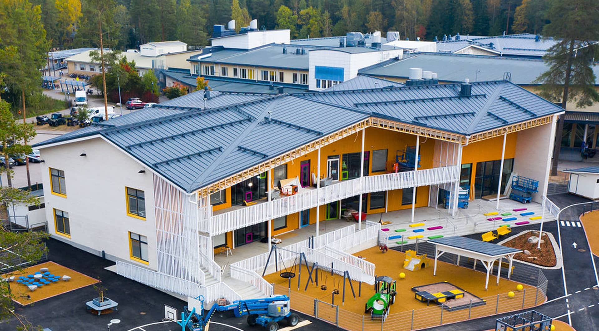 Kattoremontit vahvalla ammattitaidolla